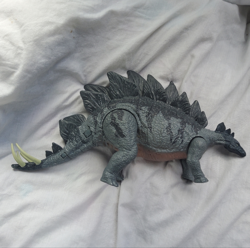 Jurassic World Stegosaurus